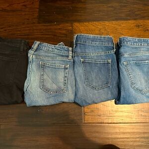 4 pairs of women’s Gap jeans
